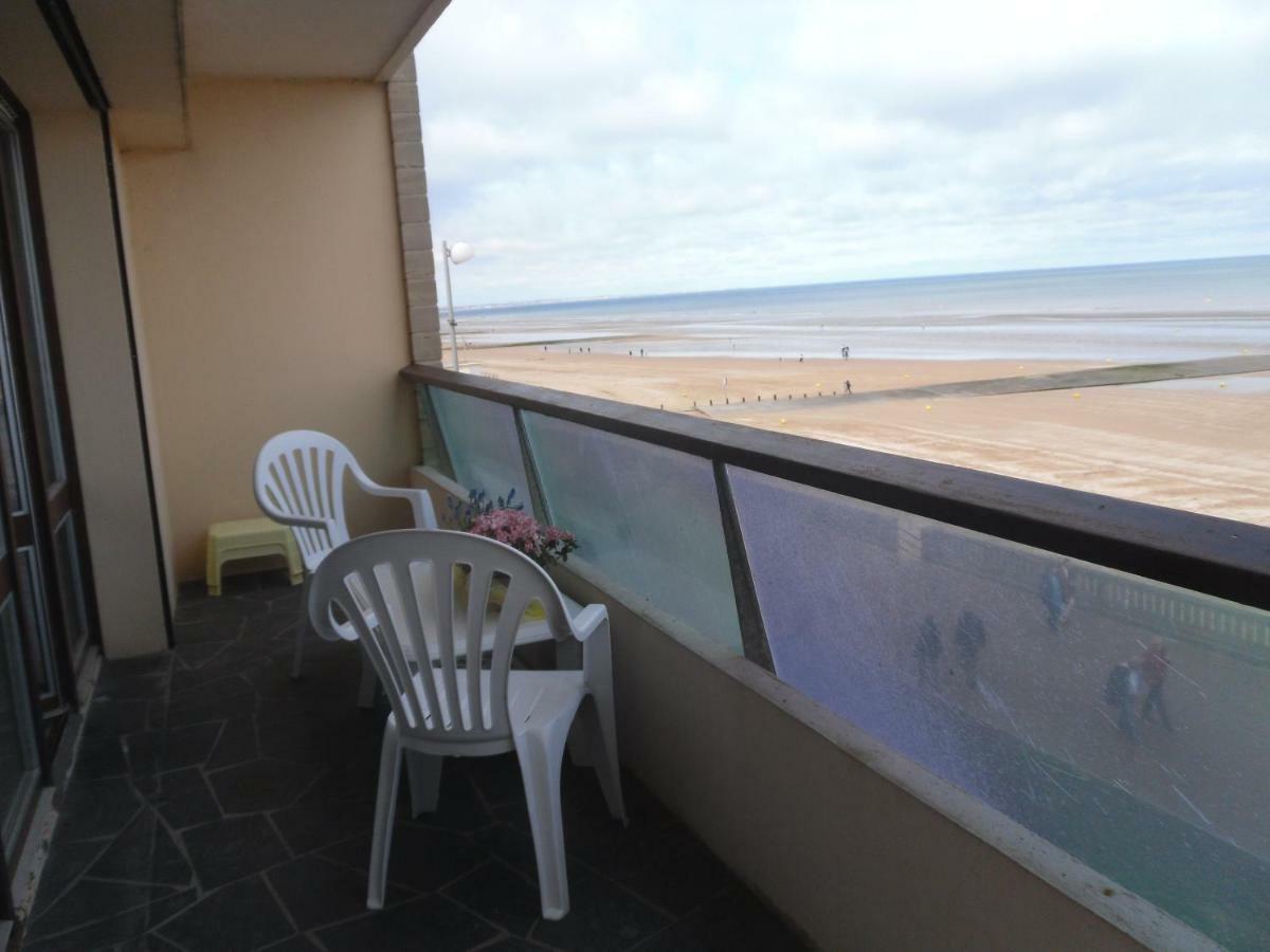 Face A La Appartement *